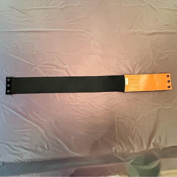 Vintage Blue Suede w/ Black Patent/Silver Buckles Stretch Back 3”Elastic Belt - Picture 5 of 8